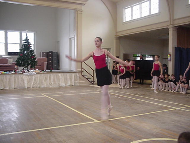 Holiday 2002 Performance - December 21, 2002